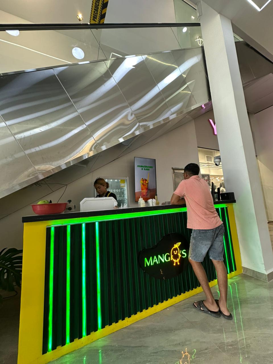 Fondo tienda mangos